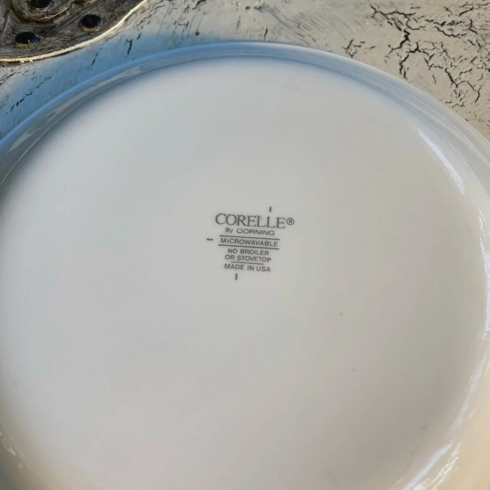 4 Corelle Country Cottage 15 oz Rimmed Soup Bowls